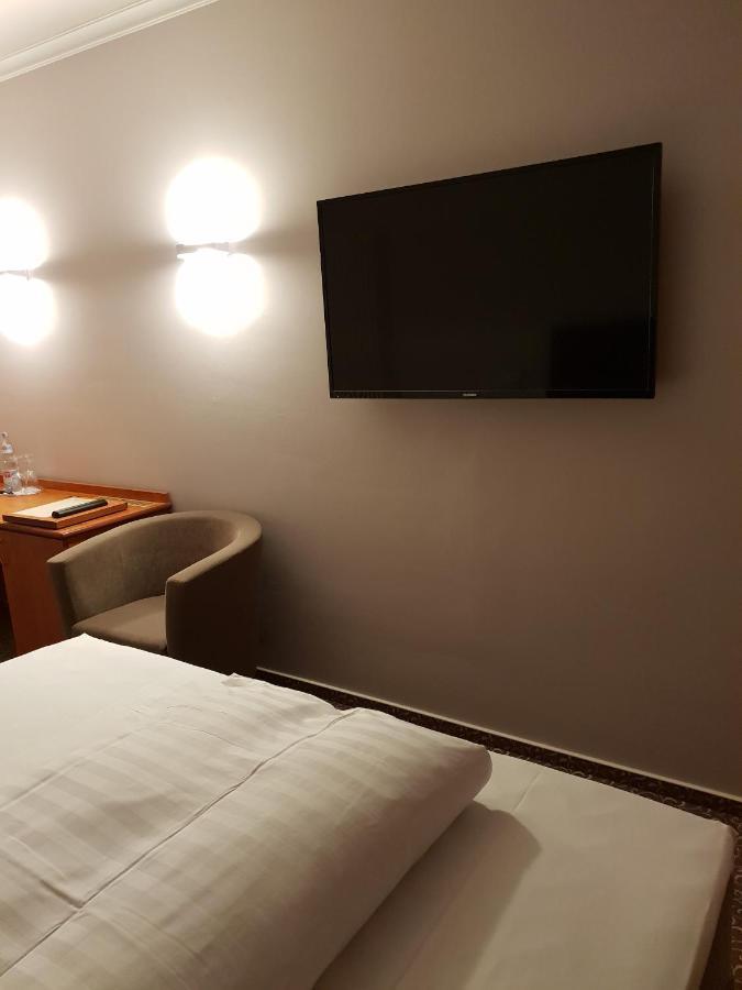 באד קראוצנבאך Hotel Victoria מראה חיצוני תמונה